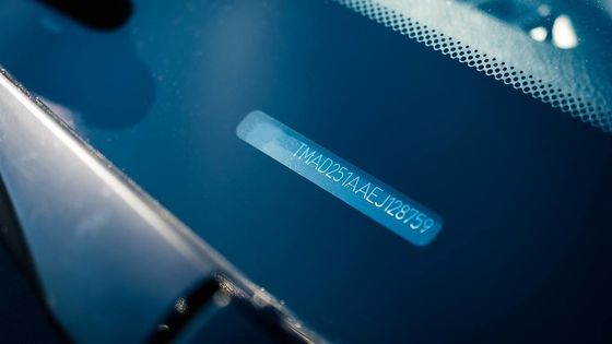 3M 7812 | 50# | 25# | Materiał na etykiety poliamidowe do druku termotransferowego | Kolor biały | Klej akrylowy dostawca